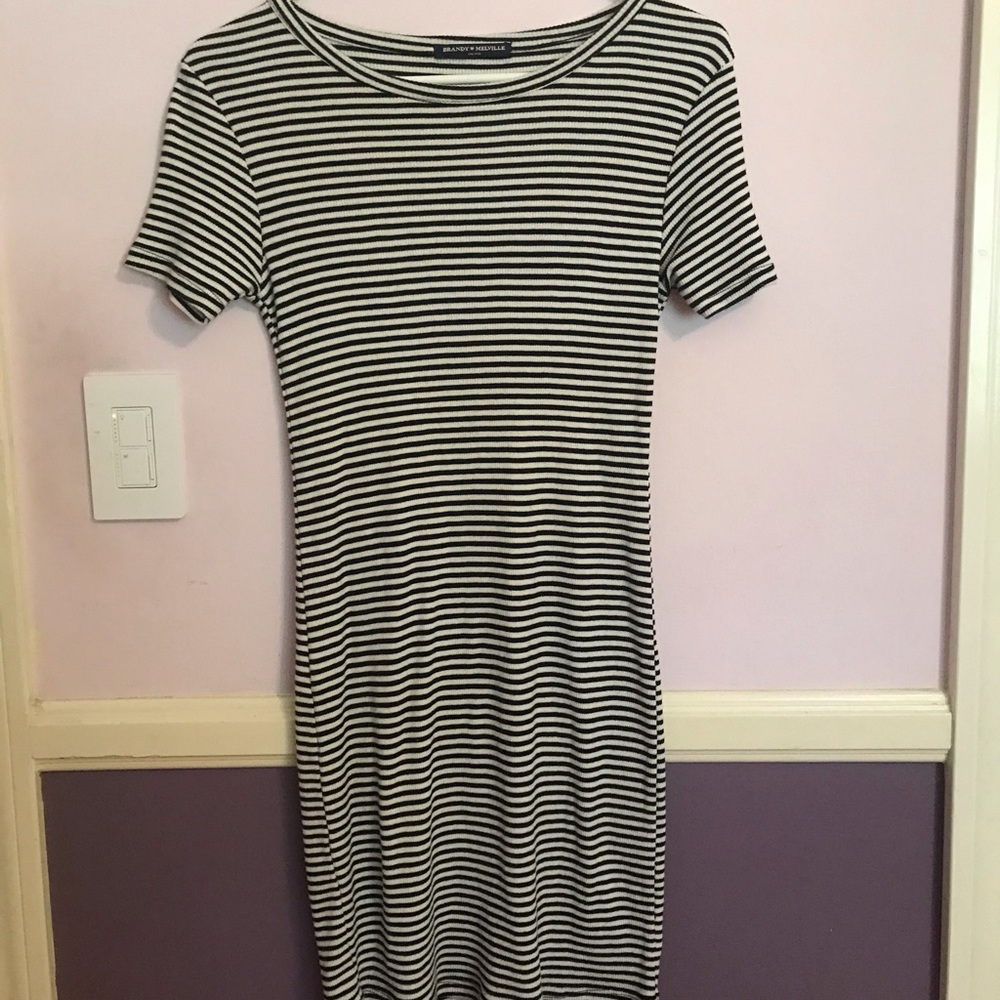 Brandy Melville Fitted stripped dress